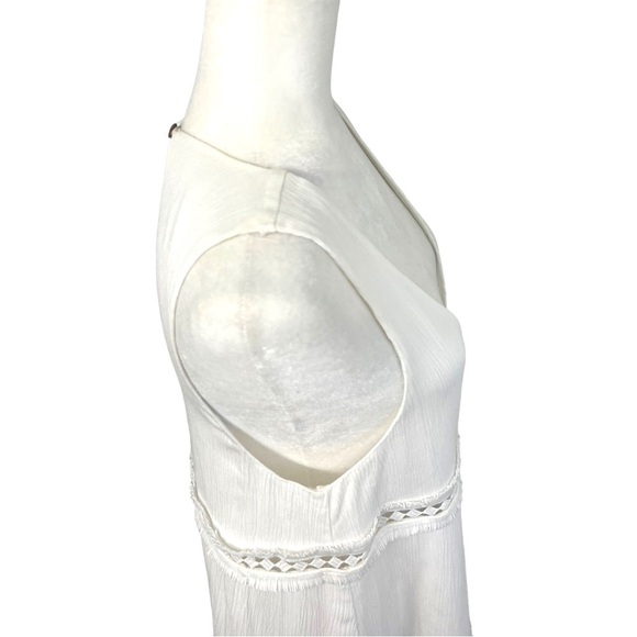 Show Me Your Mumu White Sleeveless Deep V Neck Dress - See Measurements - Picture 3 of 13